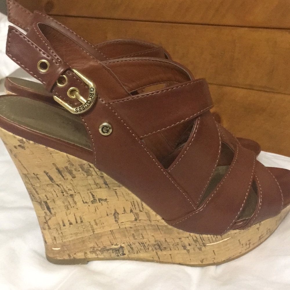 Guess wedges